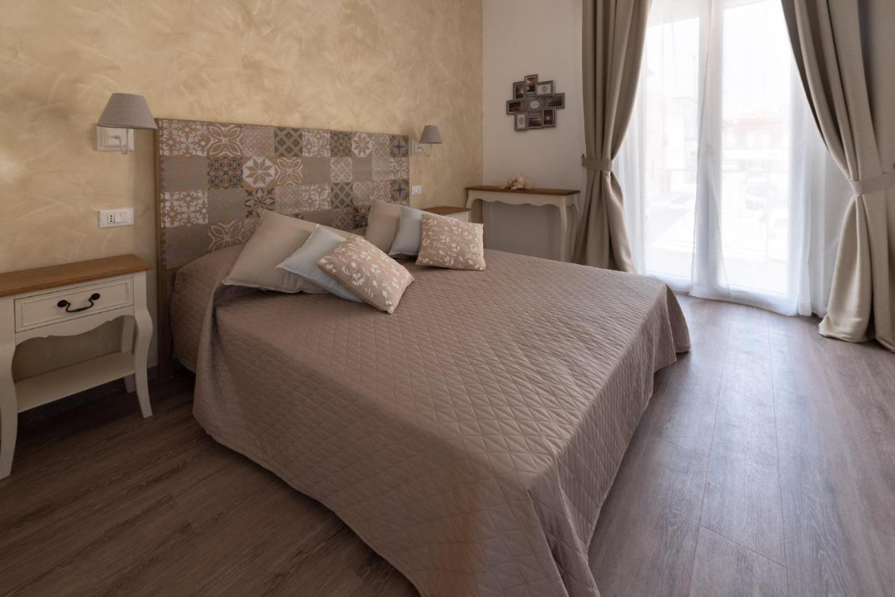 Dimora Dei Sogni Bed & Breakfast Civitanova Marche Eksteriør bilde